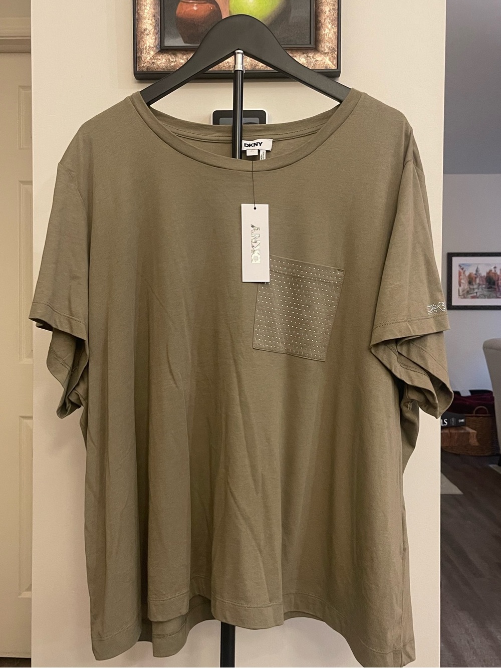 DKNY Women’s Olive Green Short-Sleeve Pocket Tee